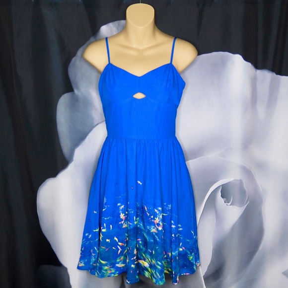L'amour Dresses & Skirts - NWT L'amour Cut-Out Underwater Fish Print Dress